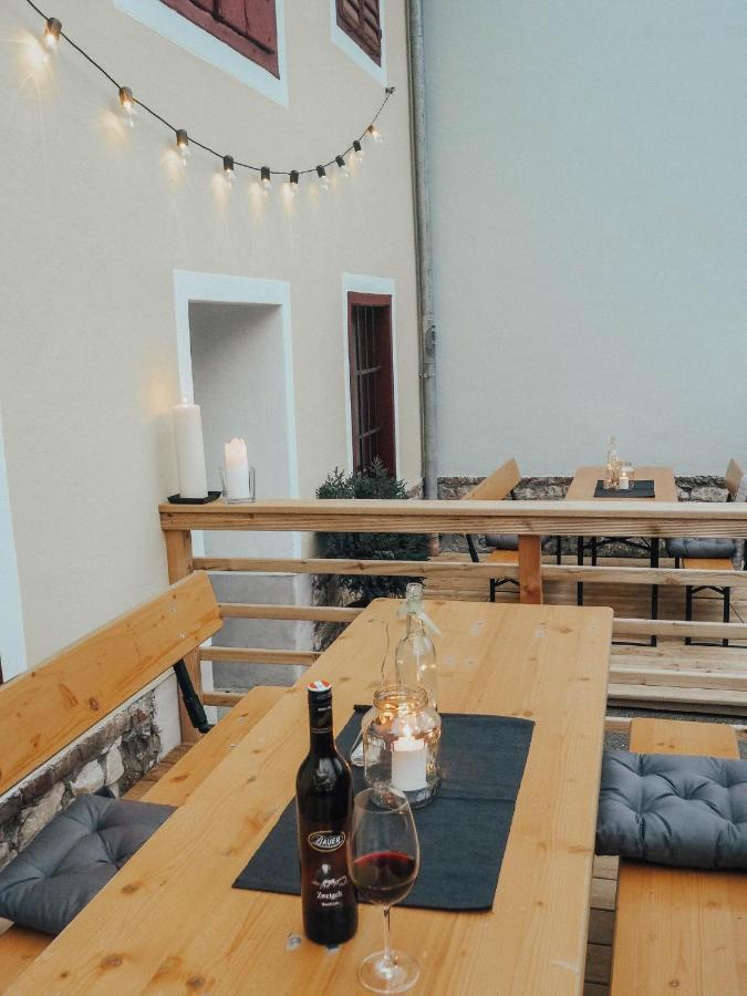 Gasthof Zum Gruenen Specht Oberzeiring 外观 照片